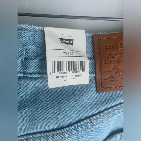 LEVI’S PREMIUM Middy Straight Women’s Jeans - Light Wash - 27x31 - NWT! - Picture 9 of 10